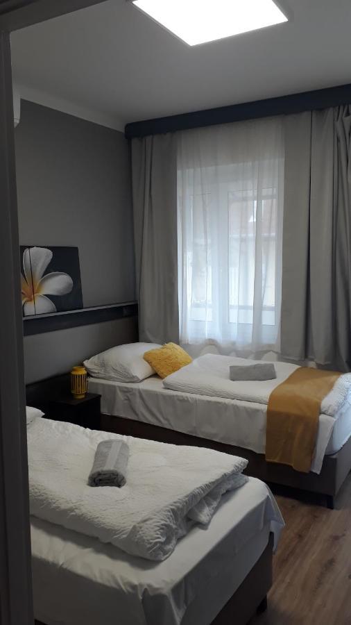 No Stress Panzio-Pizzeria-Sporttabor Bed & Breakfast Harkany Exterior photo